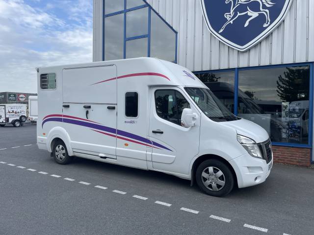 Kleine paardenvrachtwagen (B rijbewijs) Barbot Interstar 2023 Tweedehands