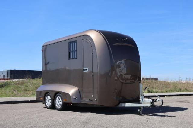 Paardentrailers STX EXCLUSIVE TRAILER STALLE 2 Paarden 2021 Tweedehands
