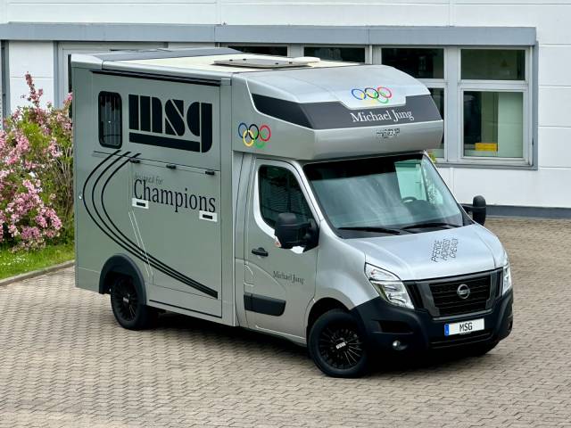 Kleine paardenvrachtwagen (B rijbewijs) Nissan NISSAN INTERSTAR DCI 165 MSG SUPERLIGHT PLUS 2026 Nieuw