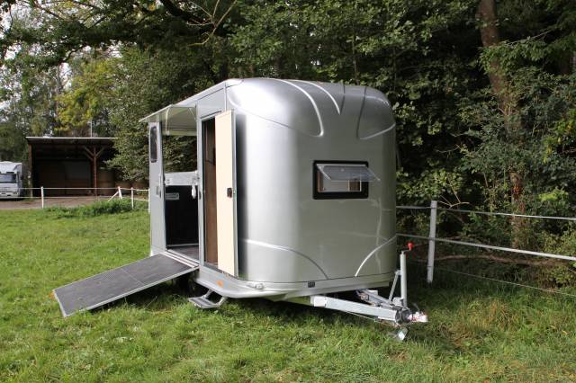 Paardentrailer Anka REMORQUE ANKA 2 CHEVAUX + HOME CAR & SELLERIE 2026 Nieuw