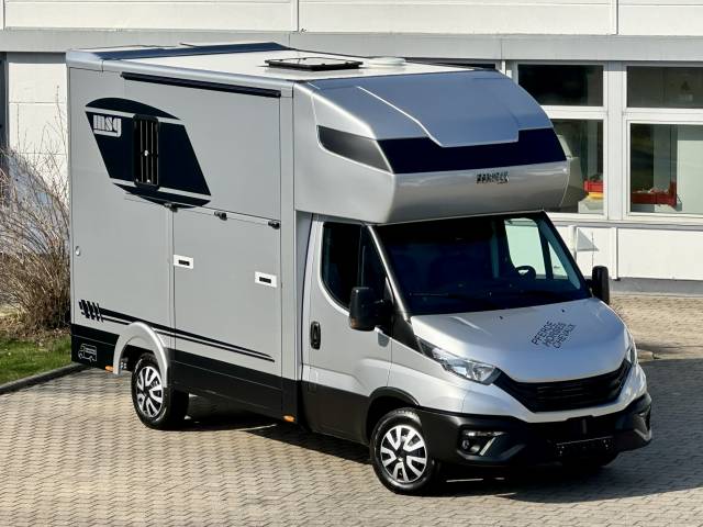 Kleine paardenvrachtwagen (B rijbewijs) Iveco IVECO DAILY 35-210 HI-MATIC MSG STALLION LIGHT 2026 Nieuw