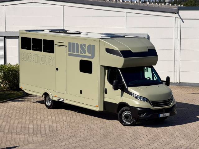 Zware paardenvrachtwagen (groot rijbewijs) Iveco IVECO DAILY 72.210 MSG COMPETITION C7 2026 Nieuw