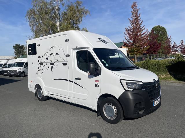 Kleine paardenvrachtwagen (B rijbewijs) Barbot master 2021 Tweedehands