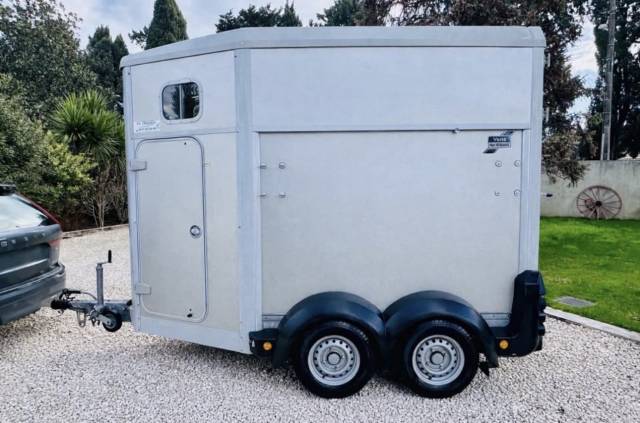Paardentrailers Ifor Williams HB403 1,5 Paard 2015 Tweedehands
