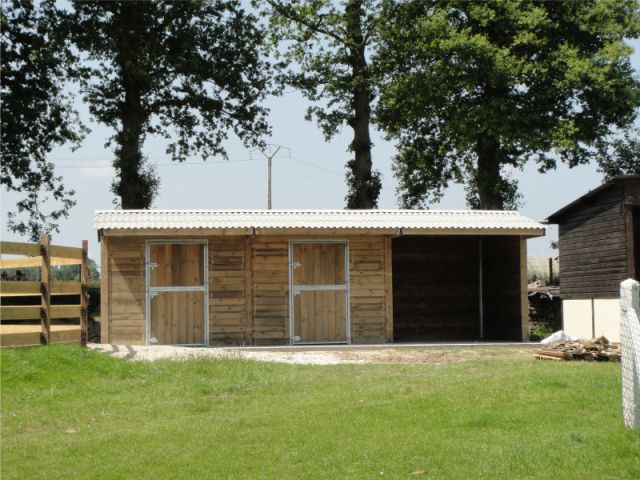 Schuur Cheval Liberté Nieuw