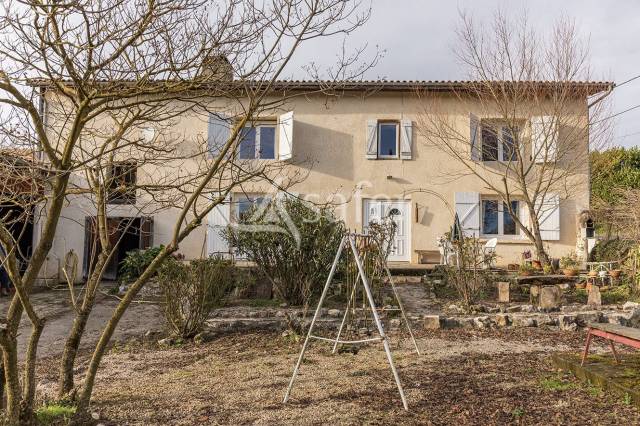 Ander plattelands vastgoed Koop Hautes-Pyrénées