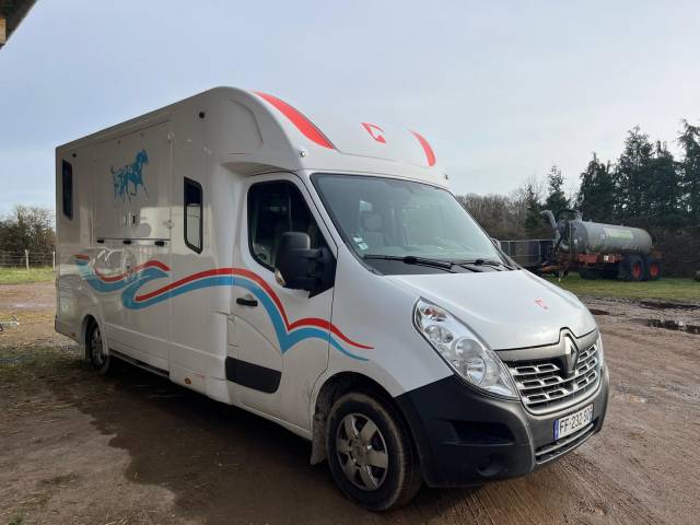 Kleine paardenvrachtwagen (B rijbewijs) Theault Proteo  2019 Tweedehands