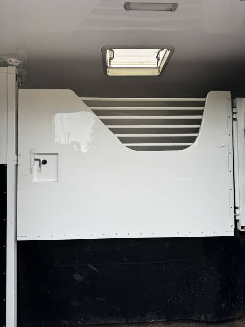 Kleine paardenvrachtwagen (B rijbewijs) Barbot  2019 Tweedehands