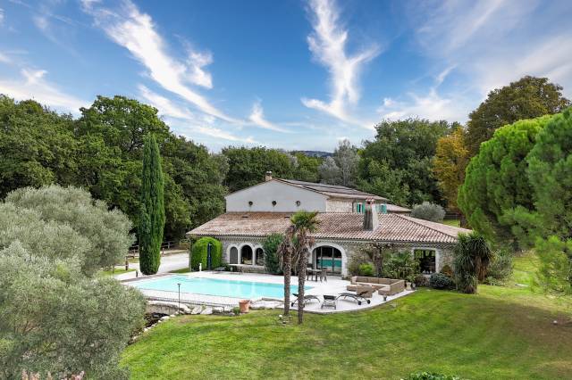 Mooi hippisch vastgoed Koop Drôme