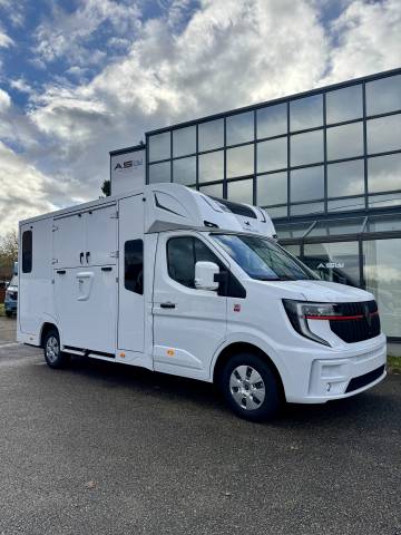 Kleine paardenvrachtwagen (B rijbewijs) Ameline Renault Master 2025 Nieuw
