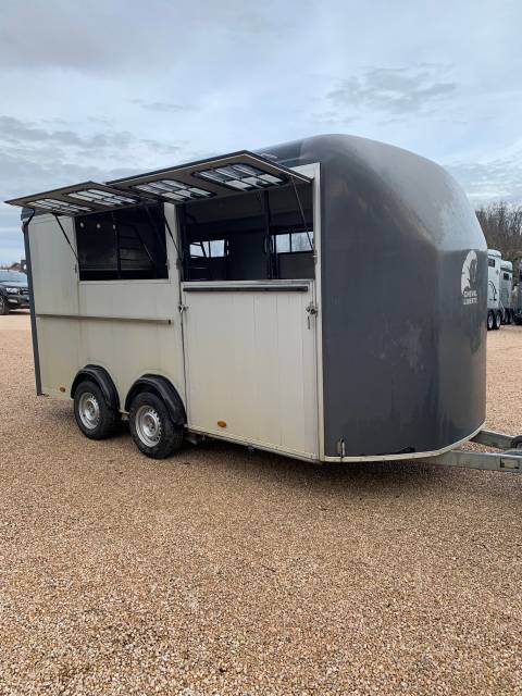 Paardentrailers Cheval Libert&eacute; OPTIMAX 4 Paarden 2017 Tweedehands