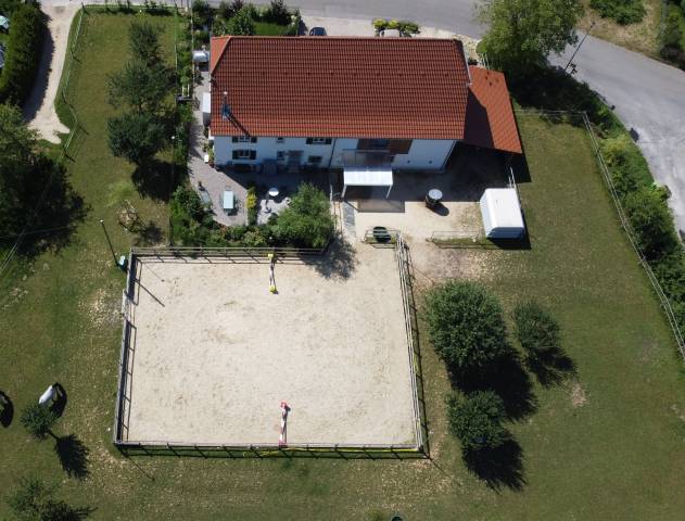 Hippisch vastgoed Koop Jura-Suisse