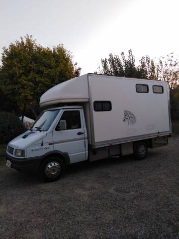 Kleine paardenvrachtwagen (B rijbewijs) Fiat  Iveco 1989 Tweedehands