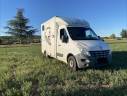 Kleine paardenvrachtwagen (B rijbewijs) Renault 2.3 DCI  2010 Tweedehands