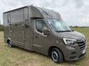 Kleine paardenvrachtwagen (B rijbewijs) Renault Master Equimatt 2022 Nieuw