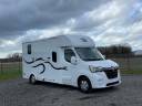 Kleine paardenvrachtwagen (B rijbewijs) Renault Master 2023 Nieuw