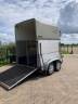Super net onderhouden 2 paards trailer extra hoog ! 