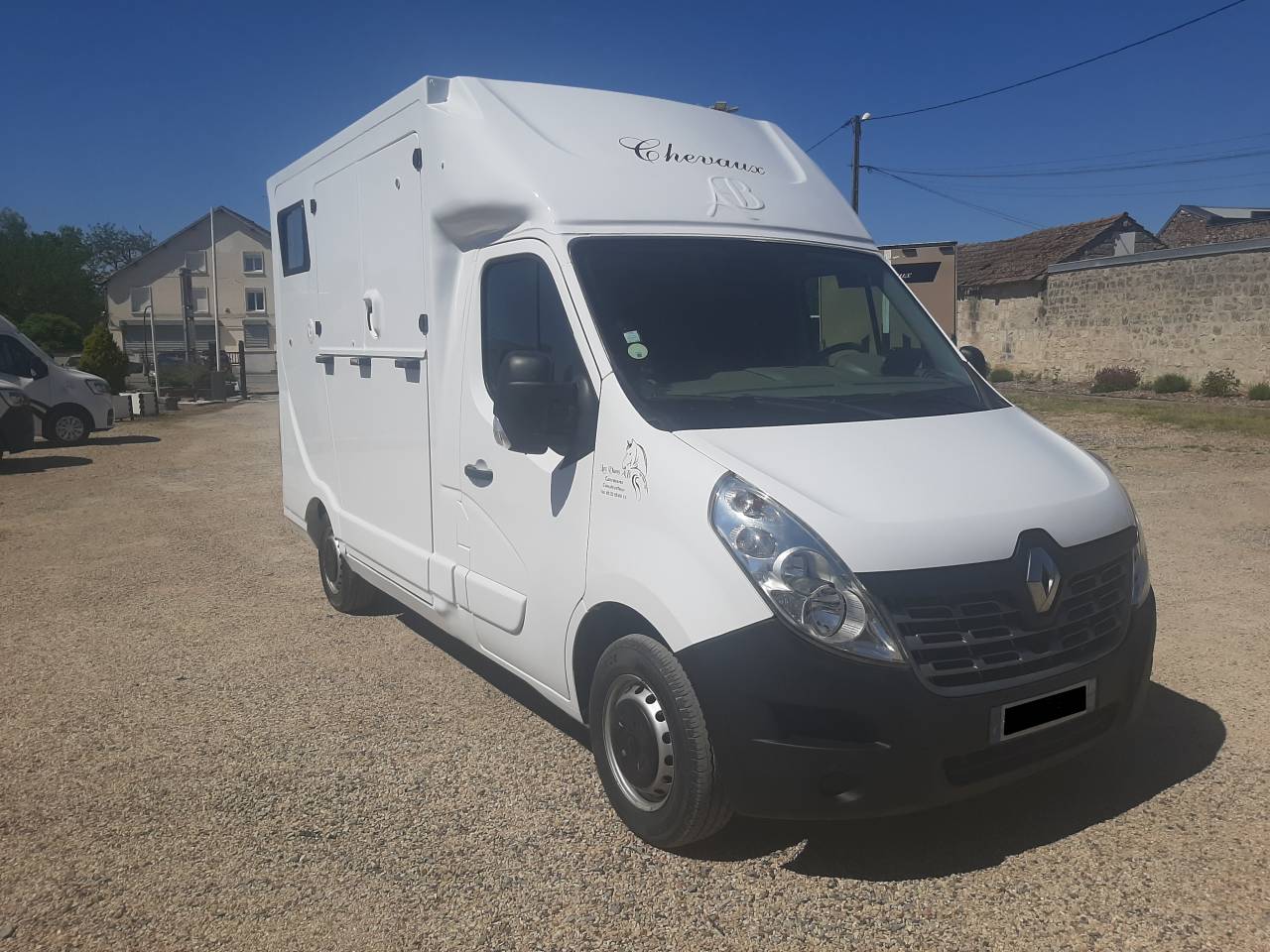 Kleine paardenvrachtwagen (B rijbewijs) Renault Master 2016 Tweedehands