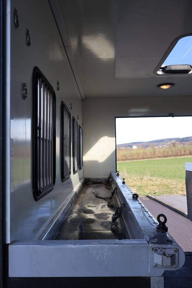 Zware paardenvrachtwagen (groot rijbewijs) Man MAN TGA 26.430 JL POP OUT 2006 Tweedehands
