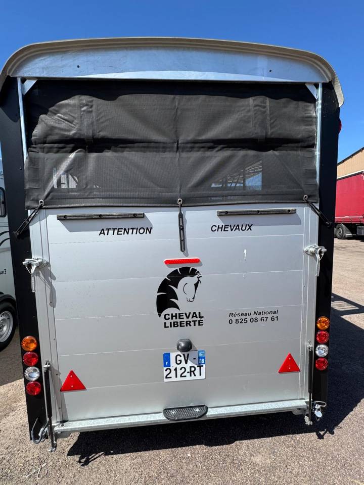 Paardentrailers Cheval Libert&eacute; MAXI 4  4 Paarden 2024 Tweedehands