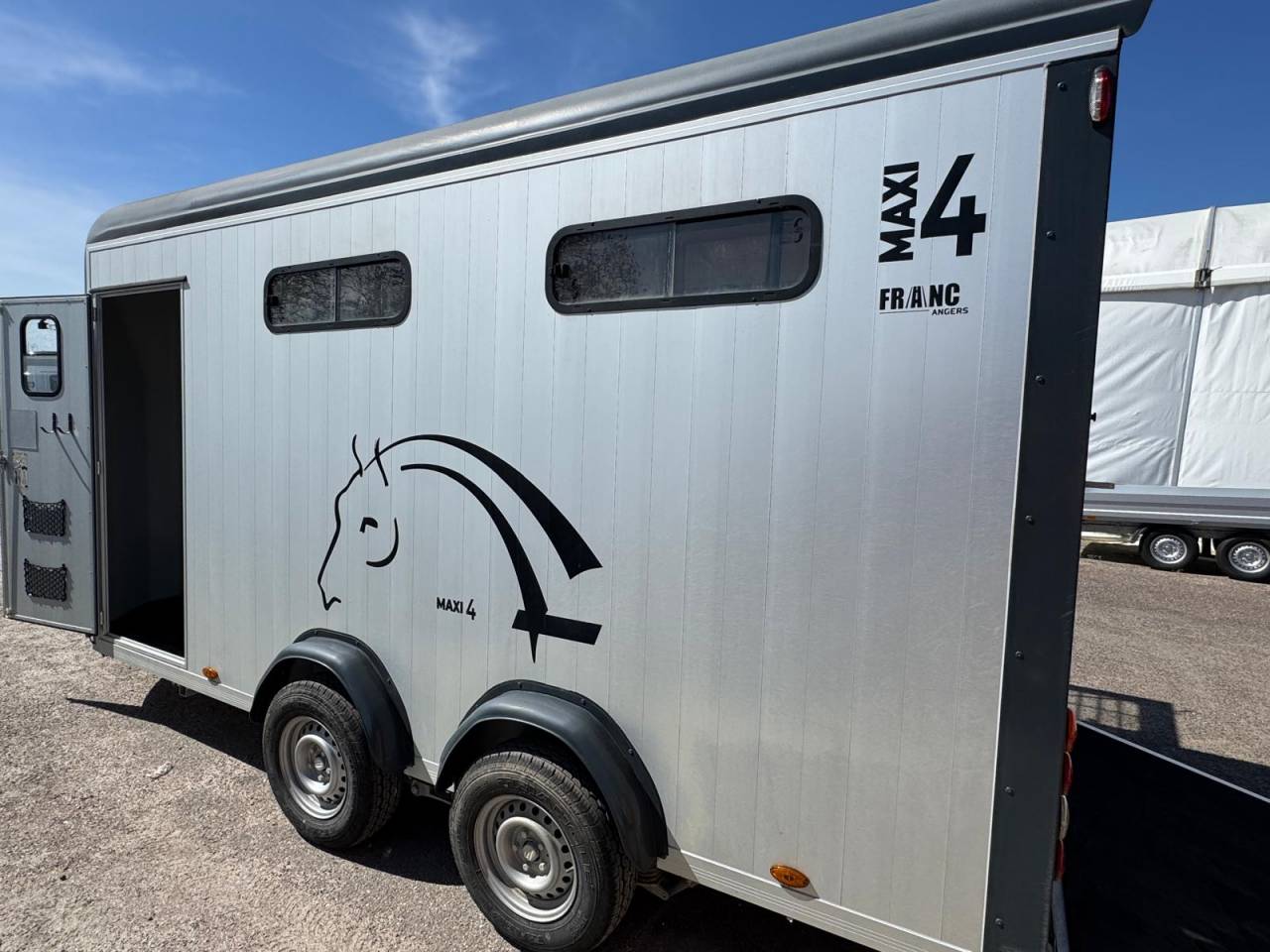Paardentrailers Cheval Libert&eacute; MAXI 4  4 Paarden 2023 Tweedehands