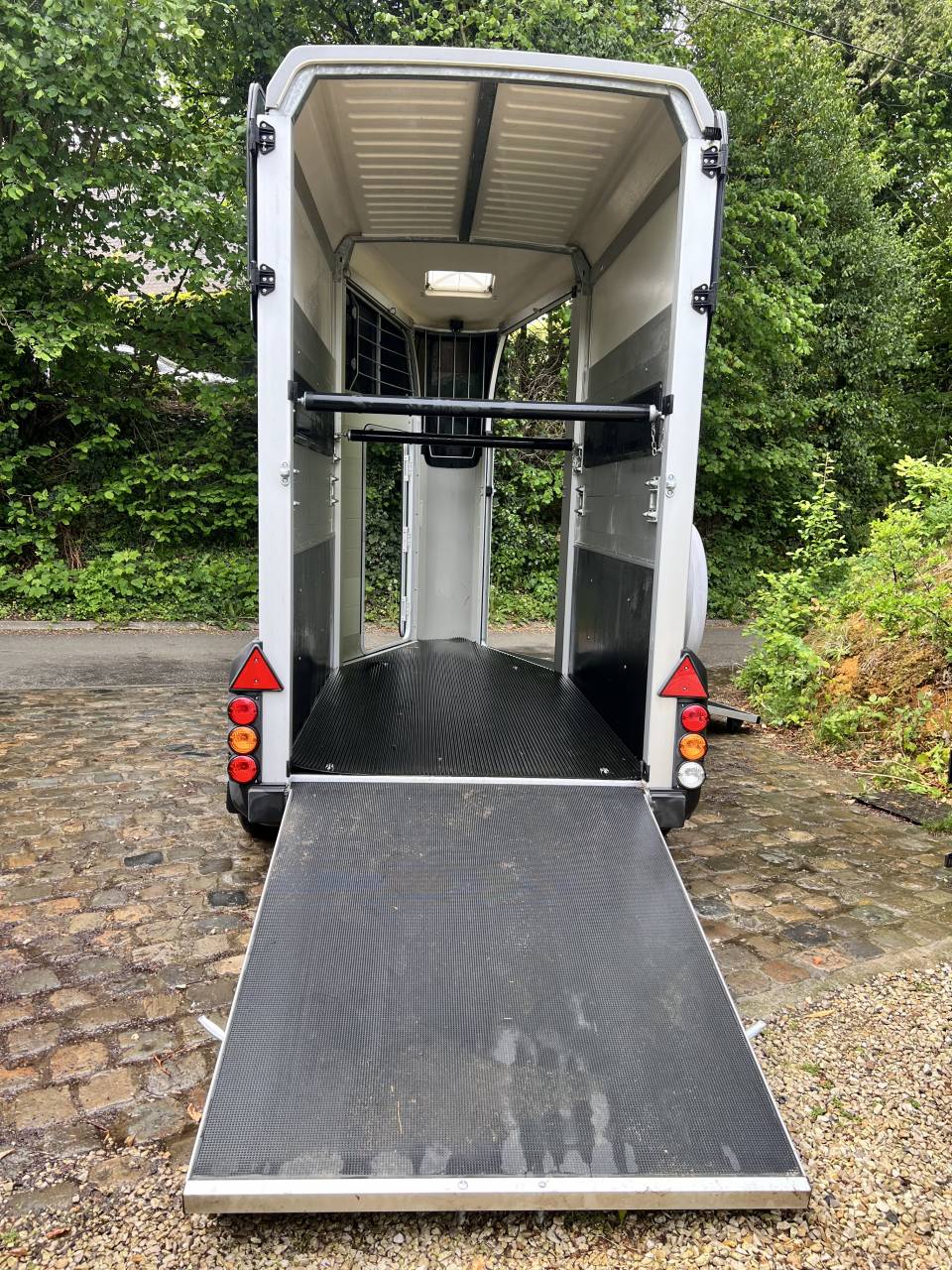 Paardentrailers Ifor Williams Hbx403 1,5 Paard 2022 Tweedehands