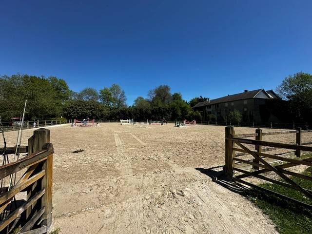 Mooi hippisch vastgoed Koop Ain