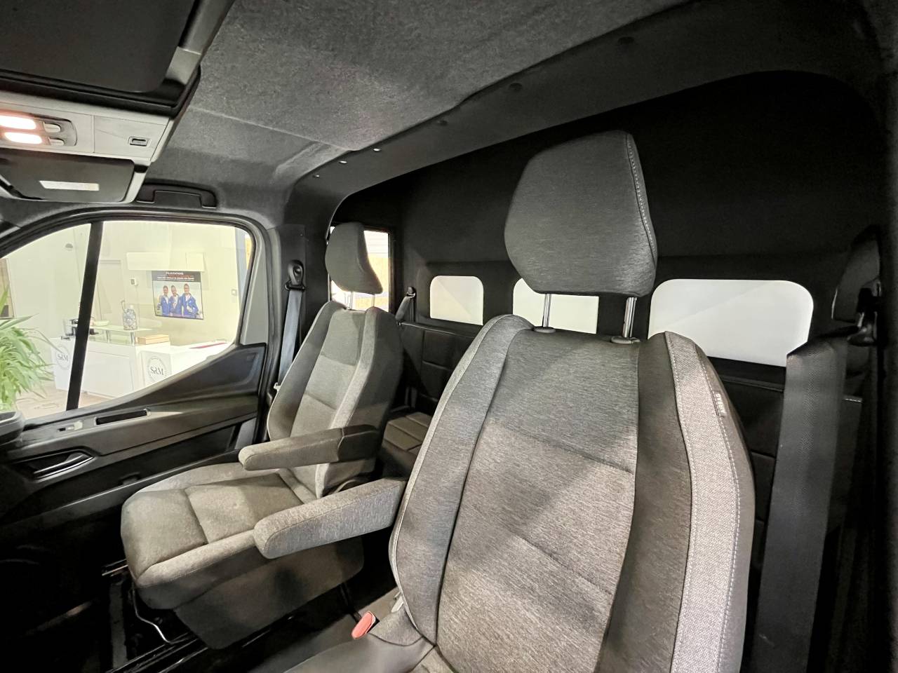 Kleine paardenvrachtwagen (B rijbewijs) AKX  2026 Nieuw