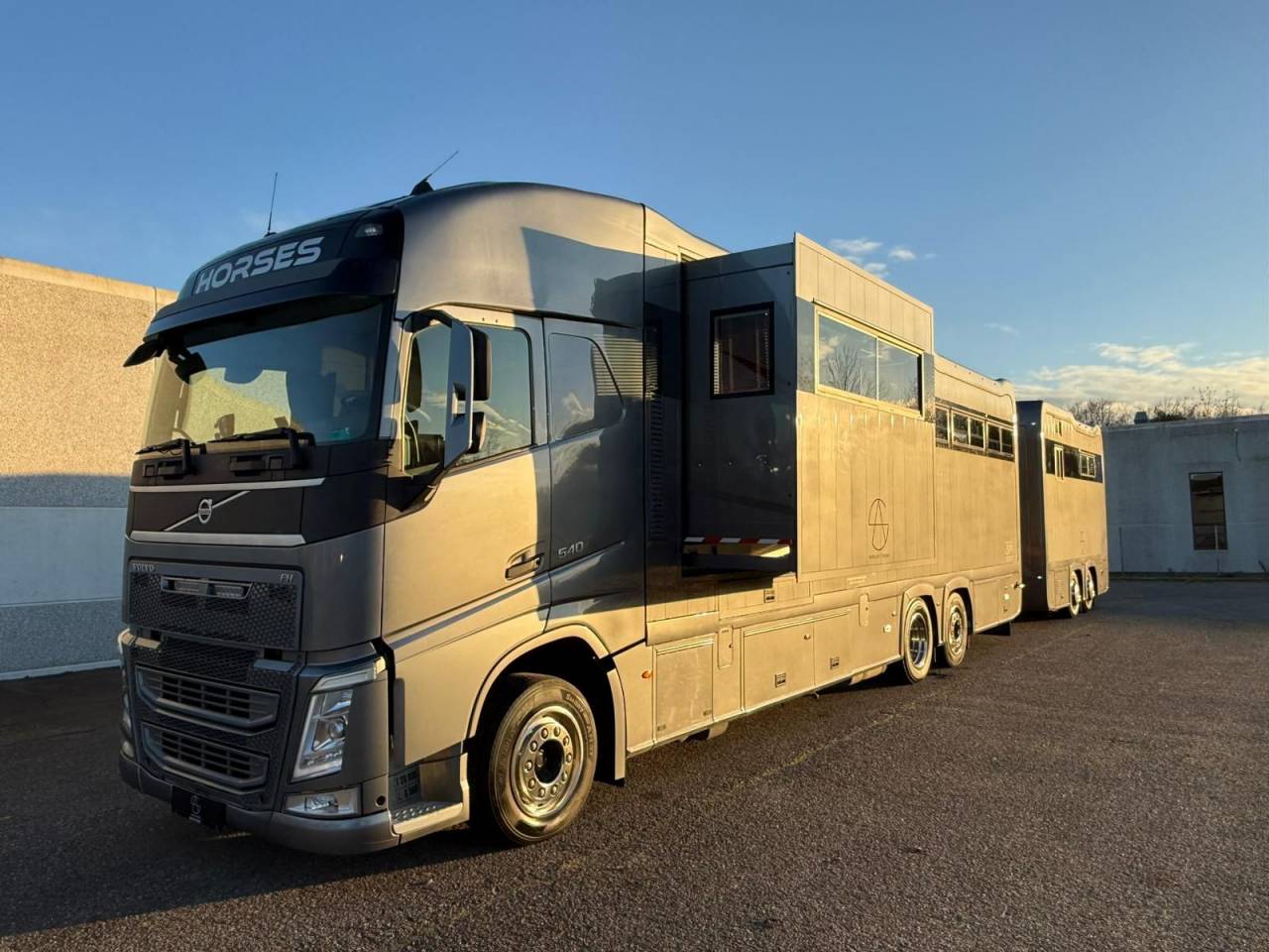 Zware paardenvrachtwagen (groot rijbewijs) Volvo Interhorse 2014 Tweedehands
