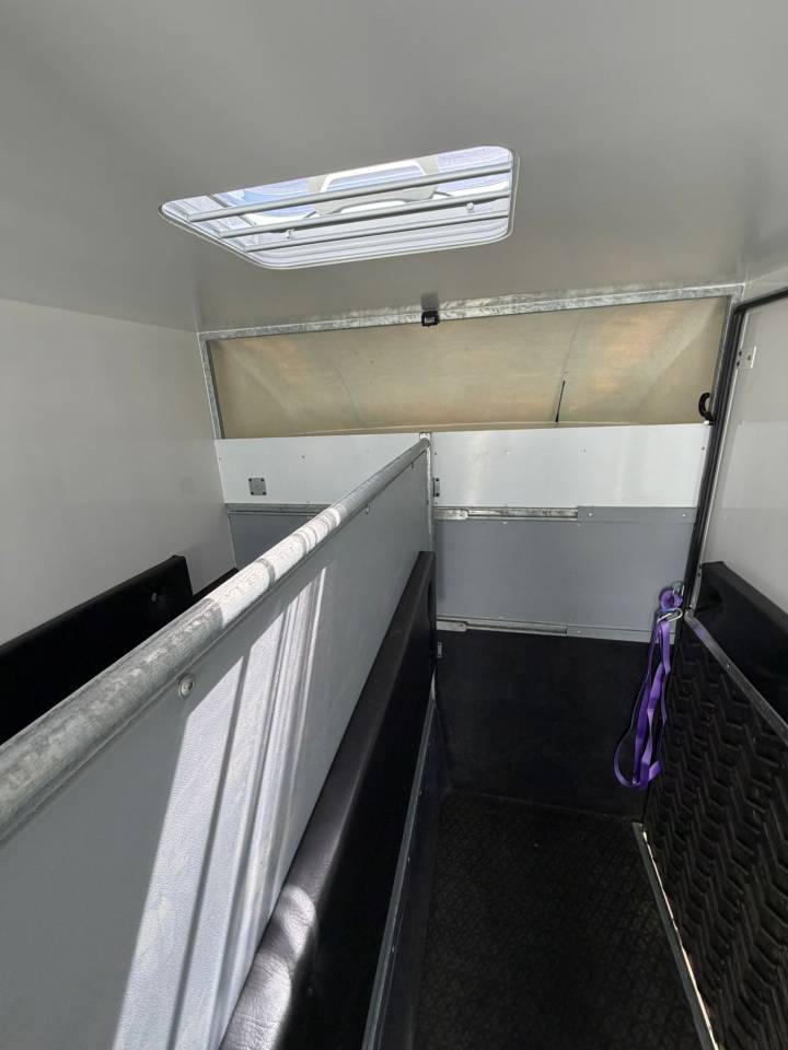 Kleine paardenvrachtwagen (B rijbewijs) AP Petit  2022 Tweedehands