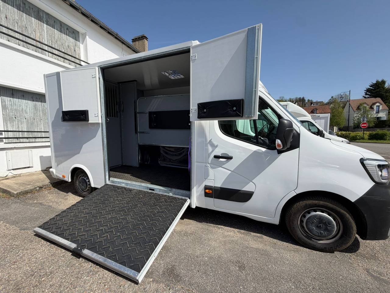 Kleine paardenvrachtwagen (B rijbewijs) AP Petit  2022 Tweedehands