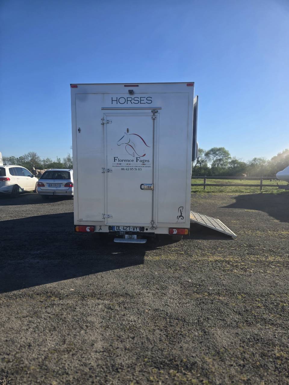 Kleine paardenvrachtwagen (B rijbewijs) Renault Master 2014 Tweedehands