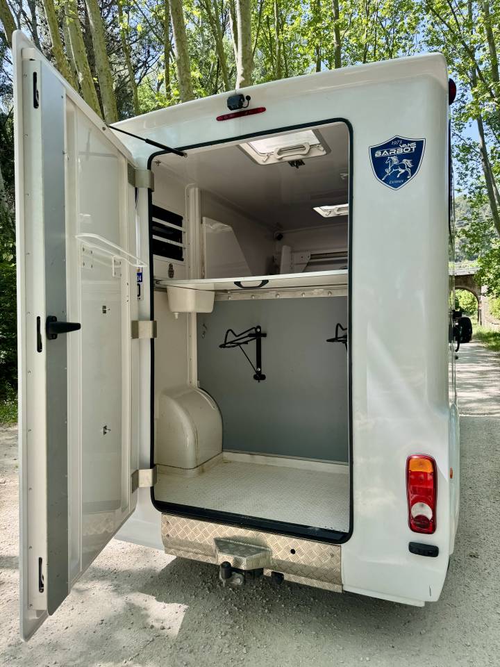 Kleine paardenvrachtwagen (B rijbewijs) Barbot POLYVAN D5 2021 Tweedehands