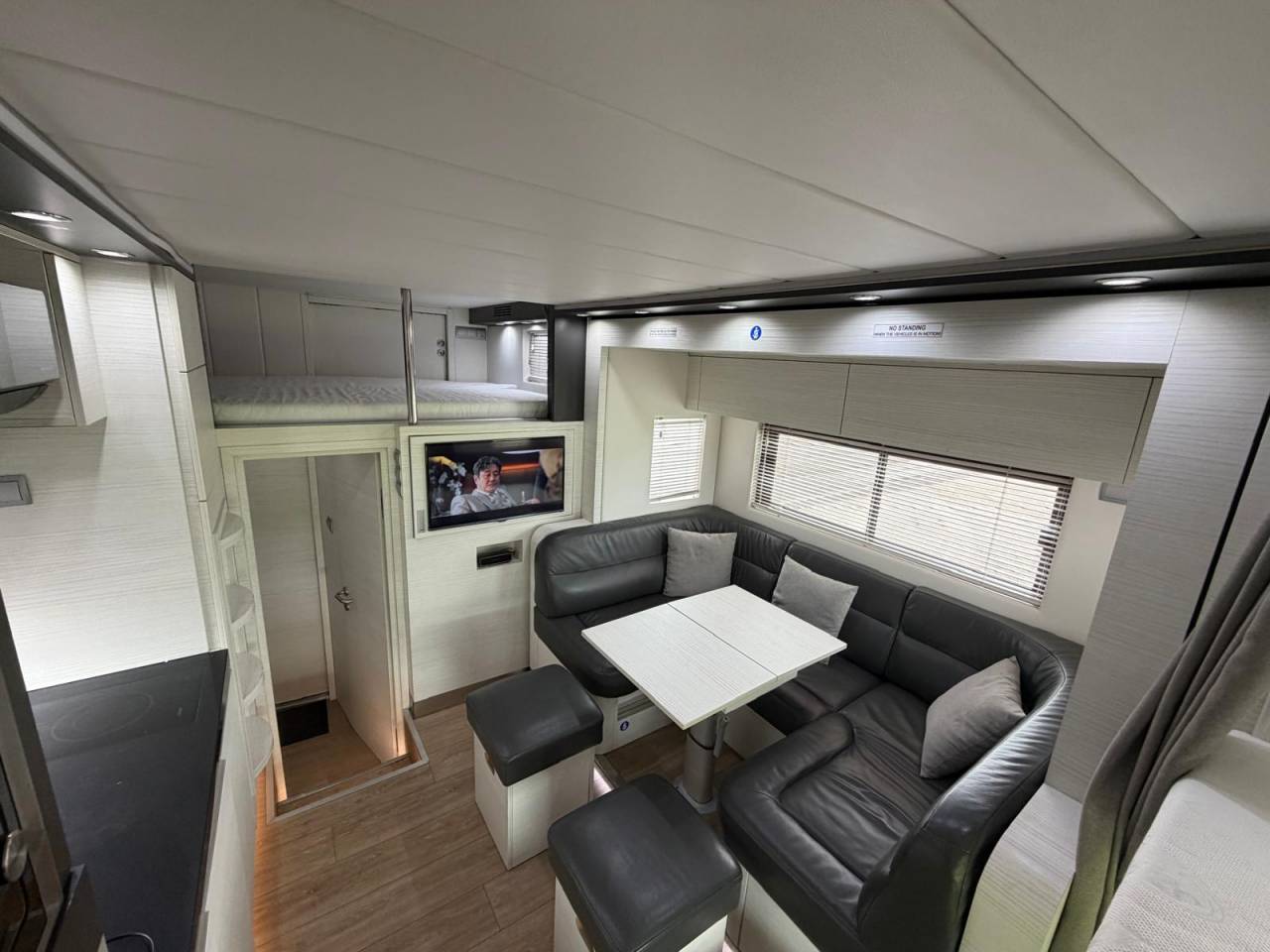 Zware paardenvrachtwagen (groot rijbewijs) EQUIX VOLVO 2016 Tweedehands