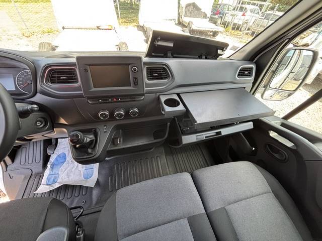 Kleine paardenvrachtwagen (B rijbewijs) AP Petit Renault Master L3 2022 Nieuw