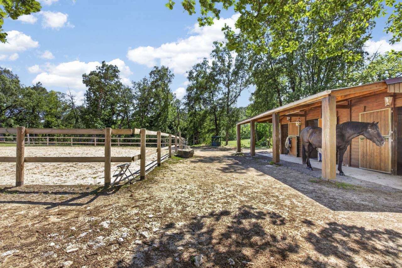 Hippisch vastgoed Koop Var
