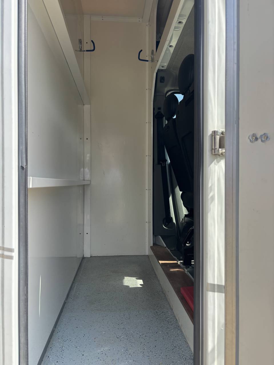 Paardentrailers Renault Master 2 Paarden 2008 Tweedehands