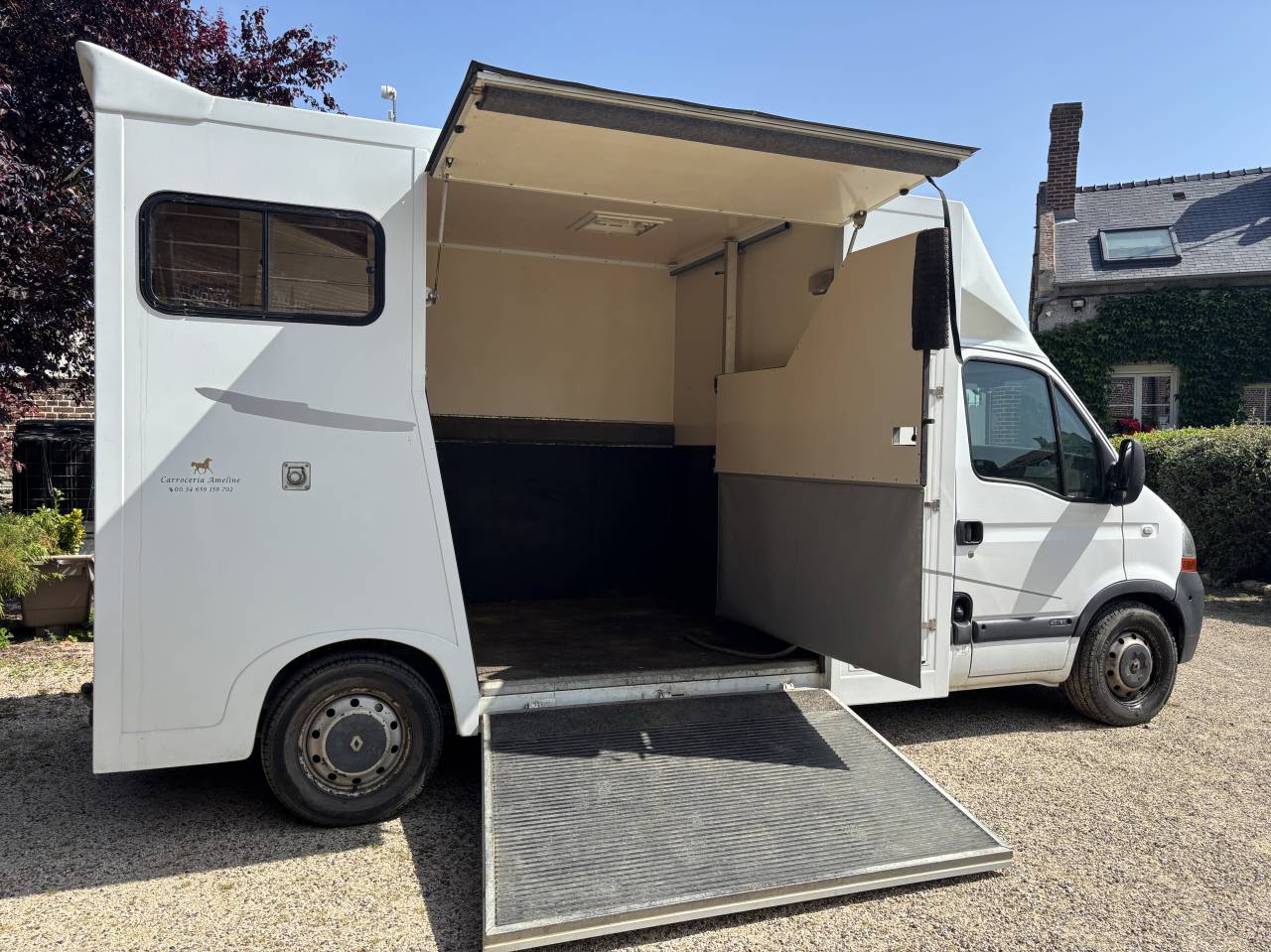 Paardentrailers Renault Master 2 Paarden 2008 Tweedehands