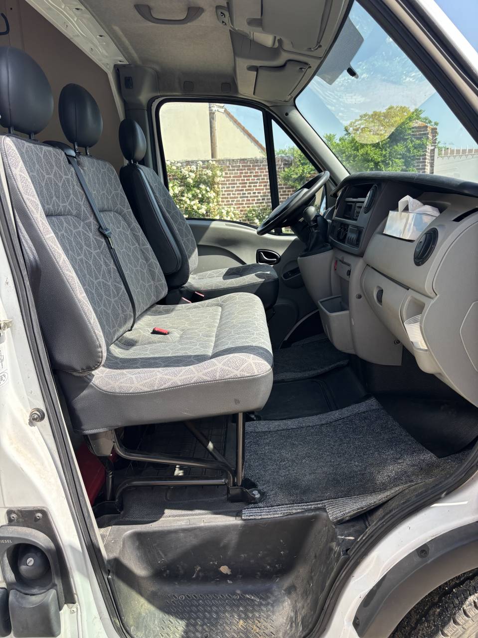Paardentrailers Renault Master 2 Paarden 2008 Tweedehands