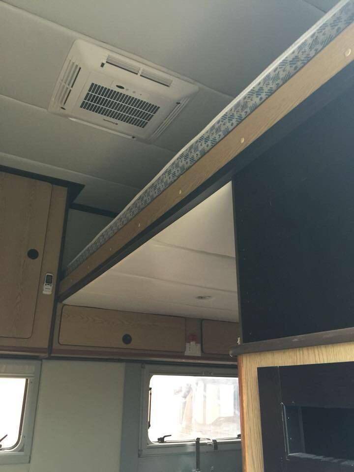Zware paardenvrachtwagen (groot rijbewijs) Mercedes  1996 Tweedehands