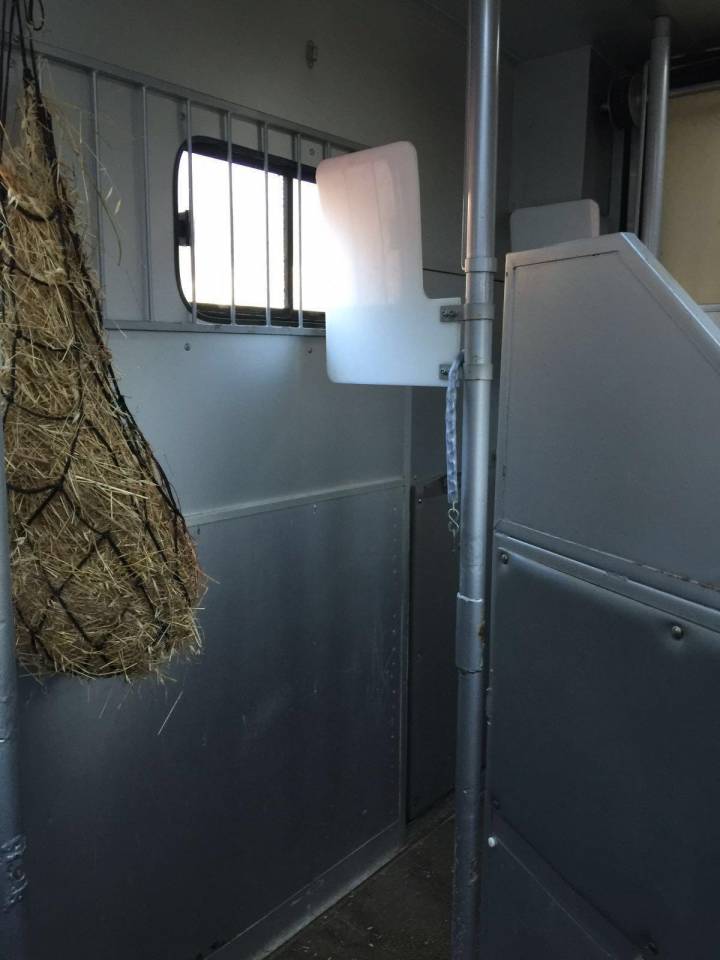 Zware paardenvrachtwagen (groot rijbewijs) Mercedes  1996 Tweedehands