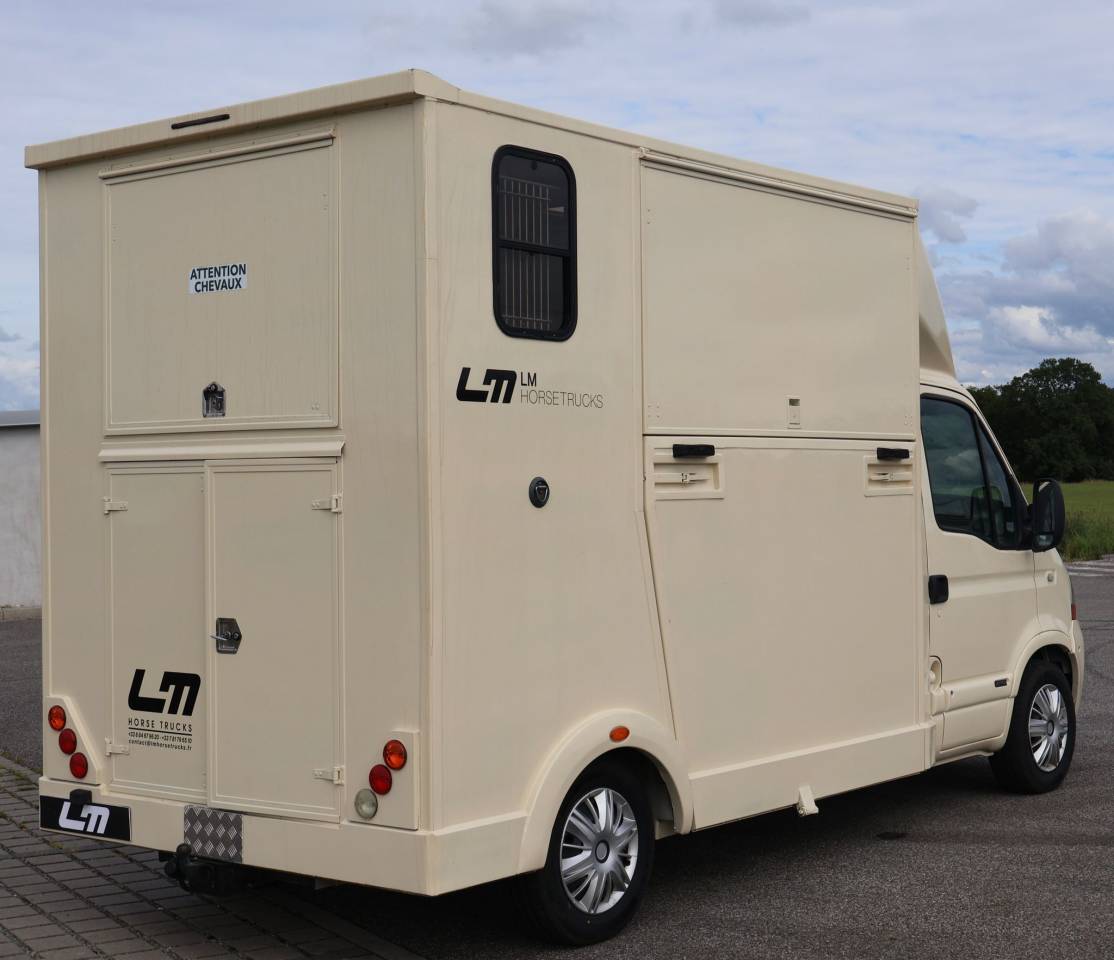 Kleine paardenvrachtwagen (B rijbewijs) Andere merken VL MASTER 2008 Tweedehands