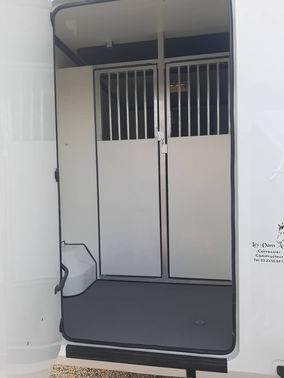 Kleine paardenvrachtwagen (B rijbewijs) Renault Master 2019 Tweedehands