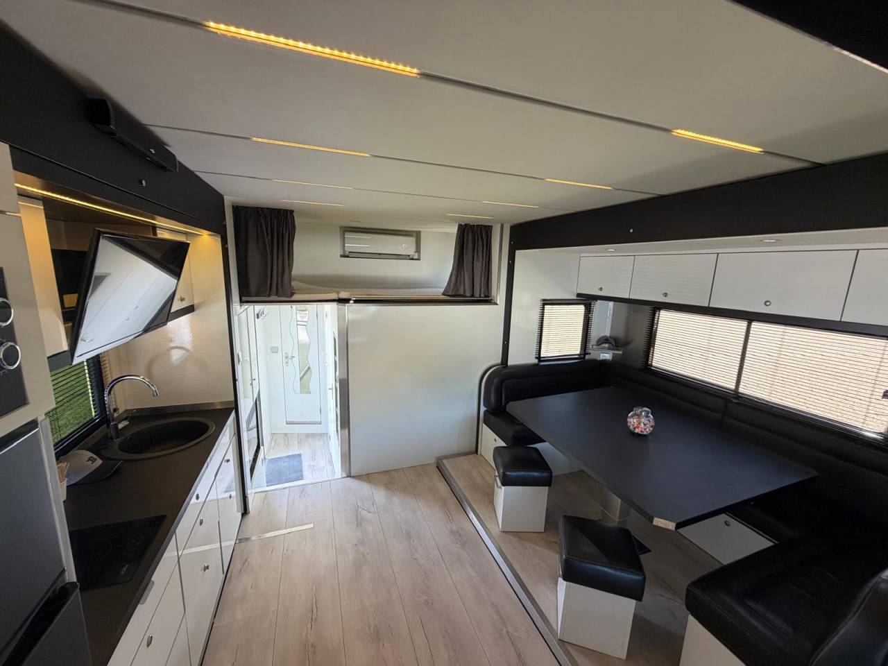 Zware paardenvrachtwagen (groot rijbewijs) Scania Paillard 2018 Tweedehands