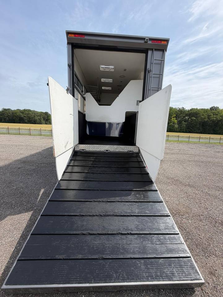 Zware paardenvrachtwagen (groot rijbewijs) Scania Paillard 2018 Tweedehands