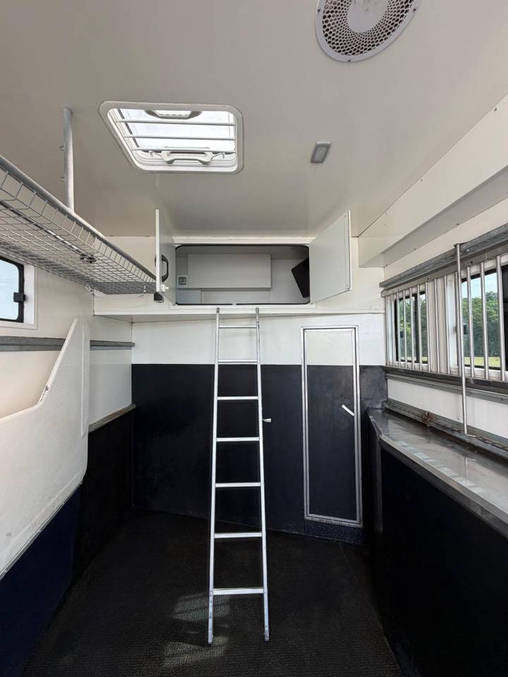Zware paardenvrachtwagen (groot rijbewijs) Scania Paillard 2018 Tweedehands