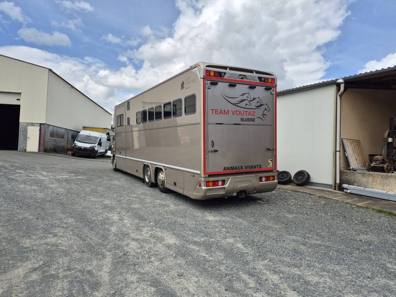 Zware paardenvrachtwagen (groot rijbewijs) Ketterer SCANIA P400 KETTERER 2012 Tweedehands