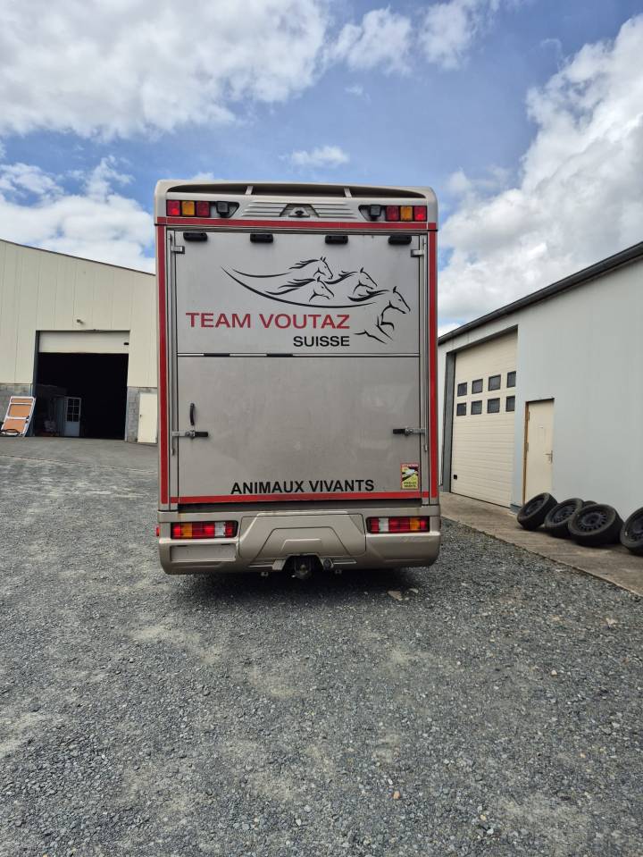 Zware paardenvrachtwagen (groot rijbewijs) Ketterer SCANIA P400 KETTERER 2012 Tweedehands