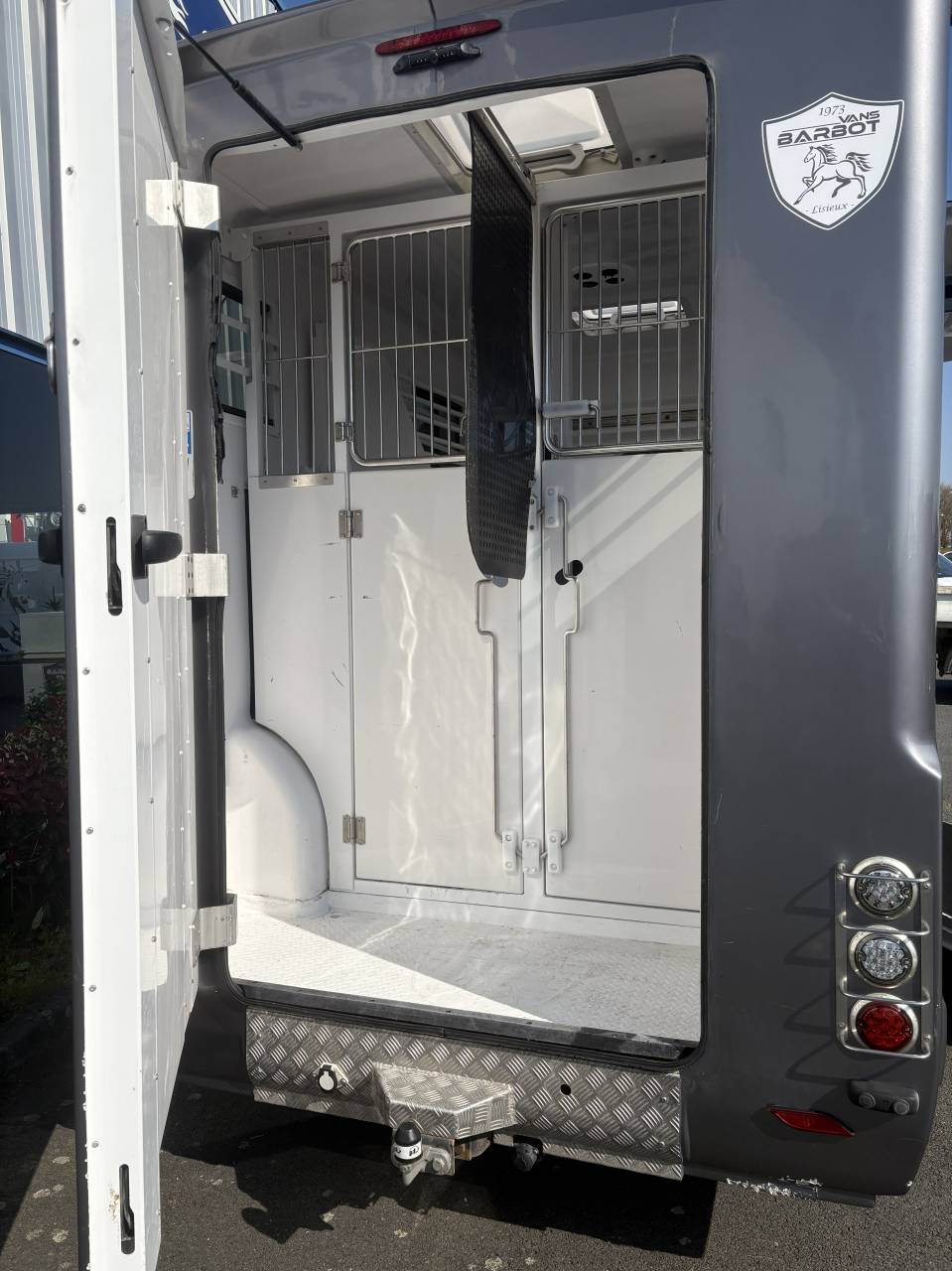 Kleine paardenvrachtwagen (B rijbewijs) Barbot master 2020 Tweedehands