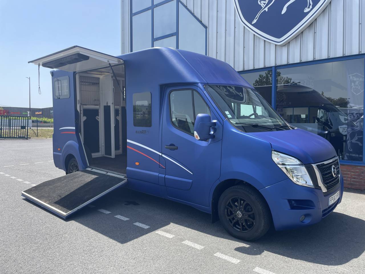 Kleine paardenvrachtwagen (B rijbewijs) Barbot NV 400 2020 Tweedehands